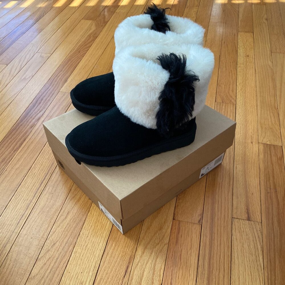 NEW UGG BOOTs CLASSIC MINI WISP SHEEPSKIN CUFF BLACK Size 7 NEW w/box - Picture 5 of 11